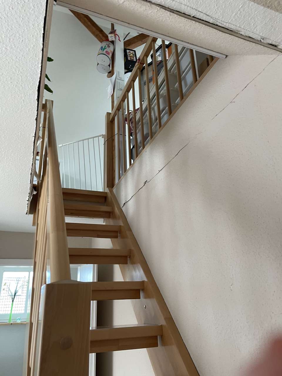 schöne familienfreundliche Doppelhaushälfte mit großem Garten Bussardweg 7, 70499 Stuttgart-Weilimdorf