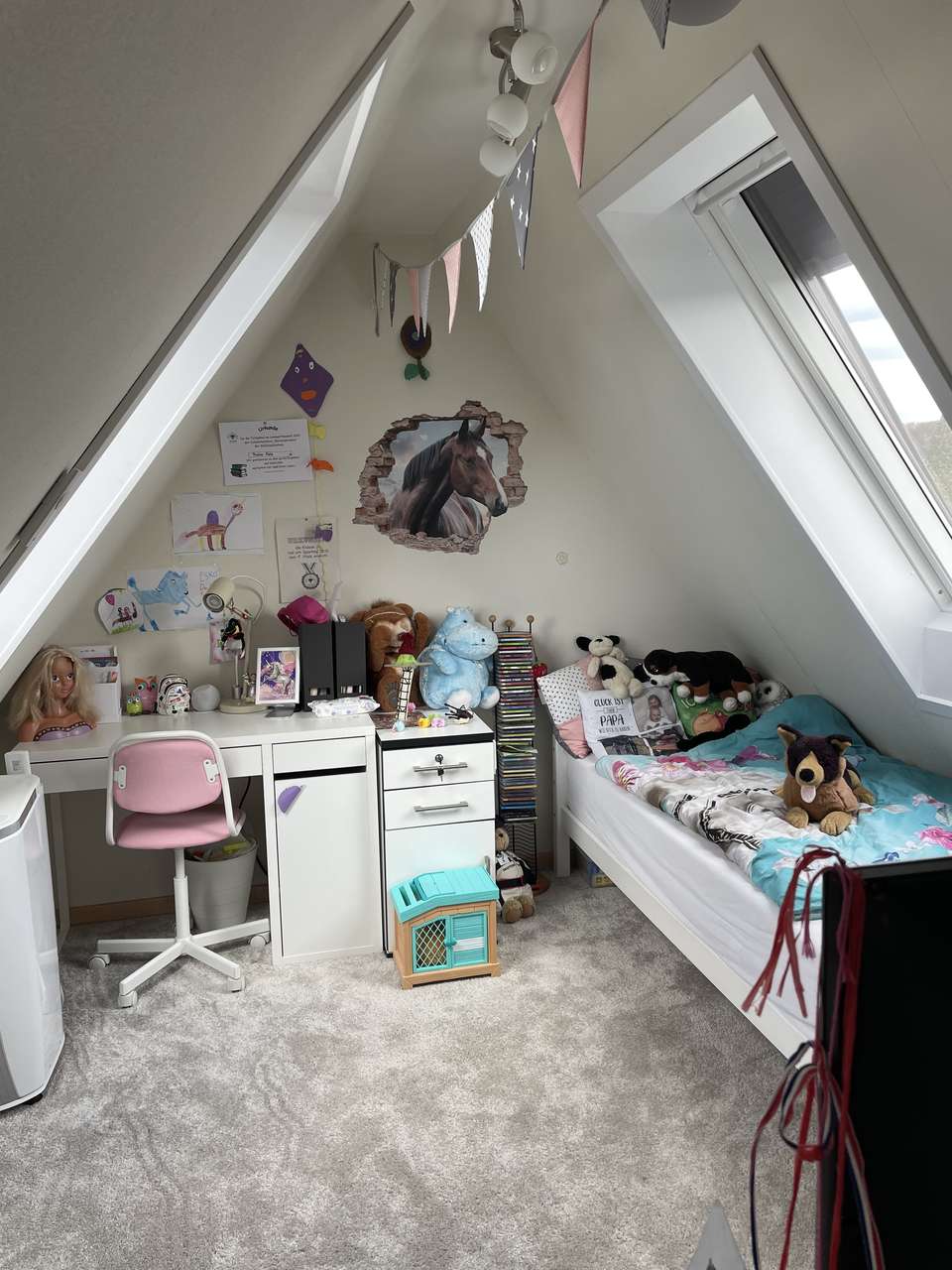 schöne familienfreundliche Doppelhaushälfte mit großem Garten Bussardweg 7, 70499 Stuttgart-Weilimdorf