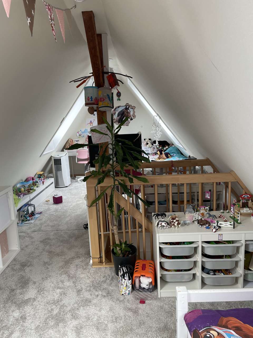 schöne familienfreundliche Doppelhaushälfte mit großem Garten Bussardweg 7, 70499 Stuttgart-Weilimdorf