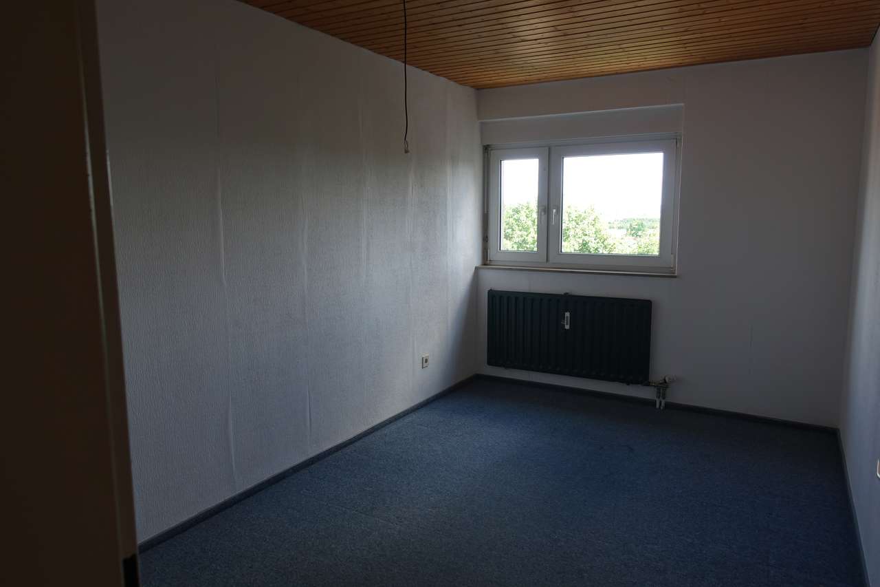 sonnige 3,5 Zimmerwohnung mit großem Balkon (WE 413), Freiherr-von-Varnbülerstr. 8, 71282 Hemmingen