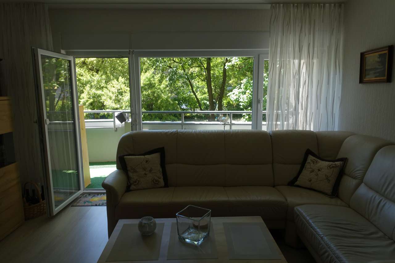 schicke 2-Zimmerwohnung mit sonnigem Balkon, Freiherr-von-Varnbühler-Str. 10, 71282 Hemmingen