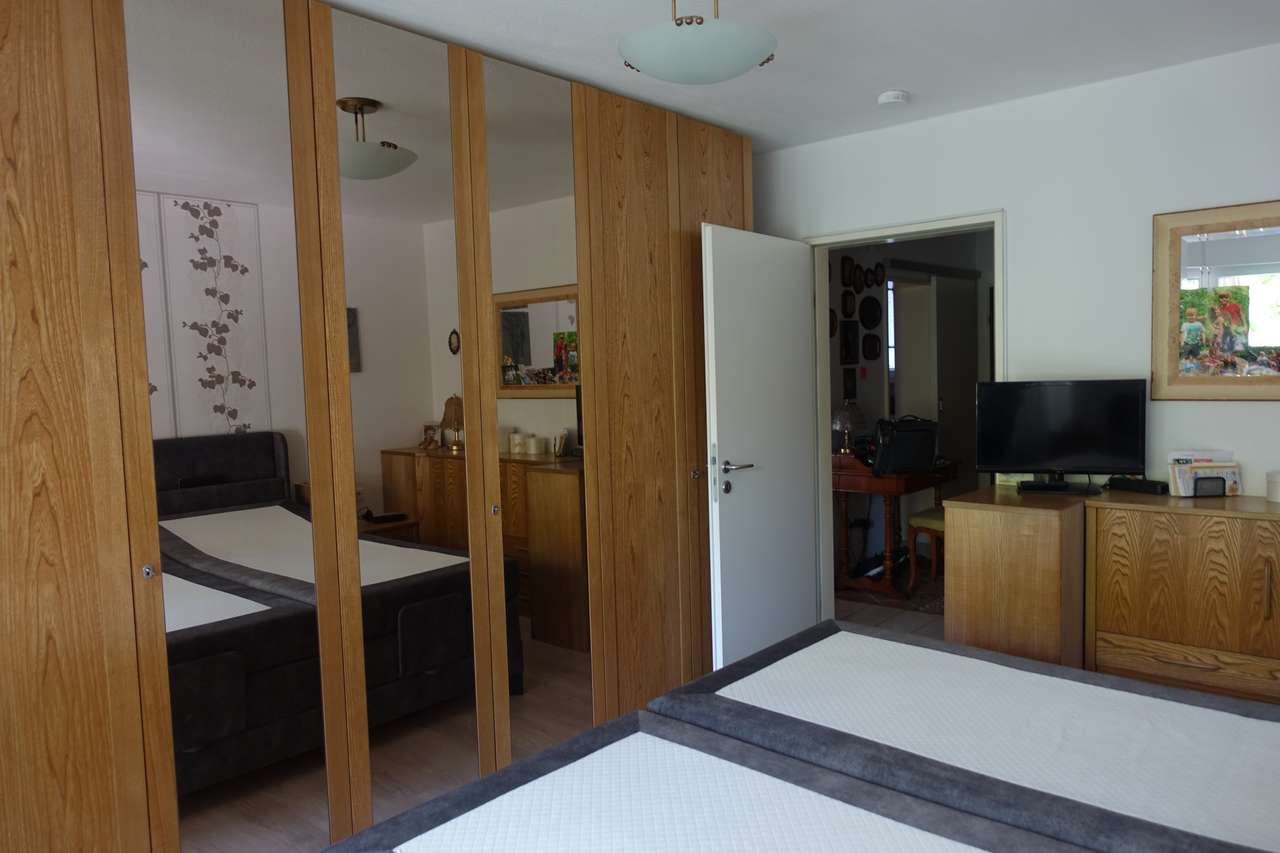 schicke 2-Zimmerwohnung mit sonnigem Balkon, Freiherr-von-Varnbühler-Str. 10, 71282 Hemmingen