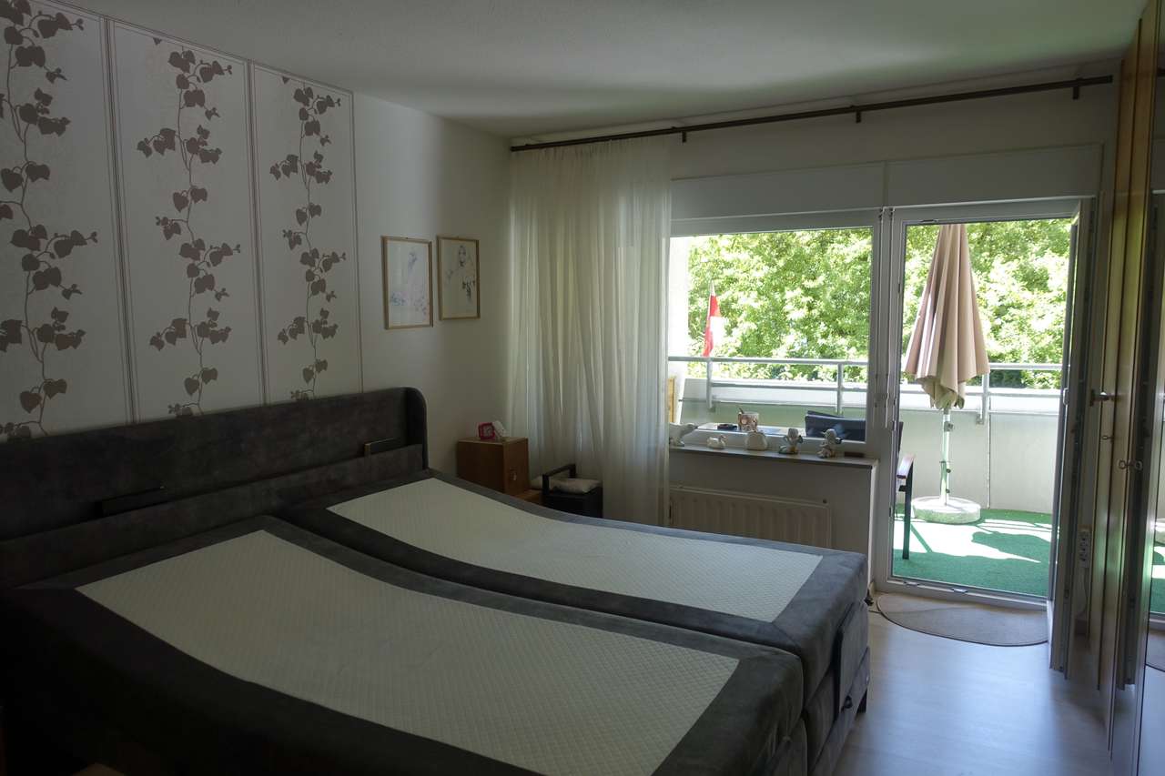 schicke 2-Zimmerwohnung mit sonnigem Balkon, Freiherr-von-Varnbühler-Str. 10, 71282 Hemmingen