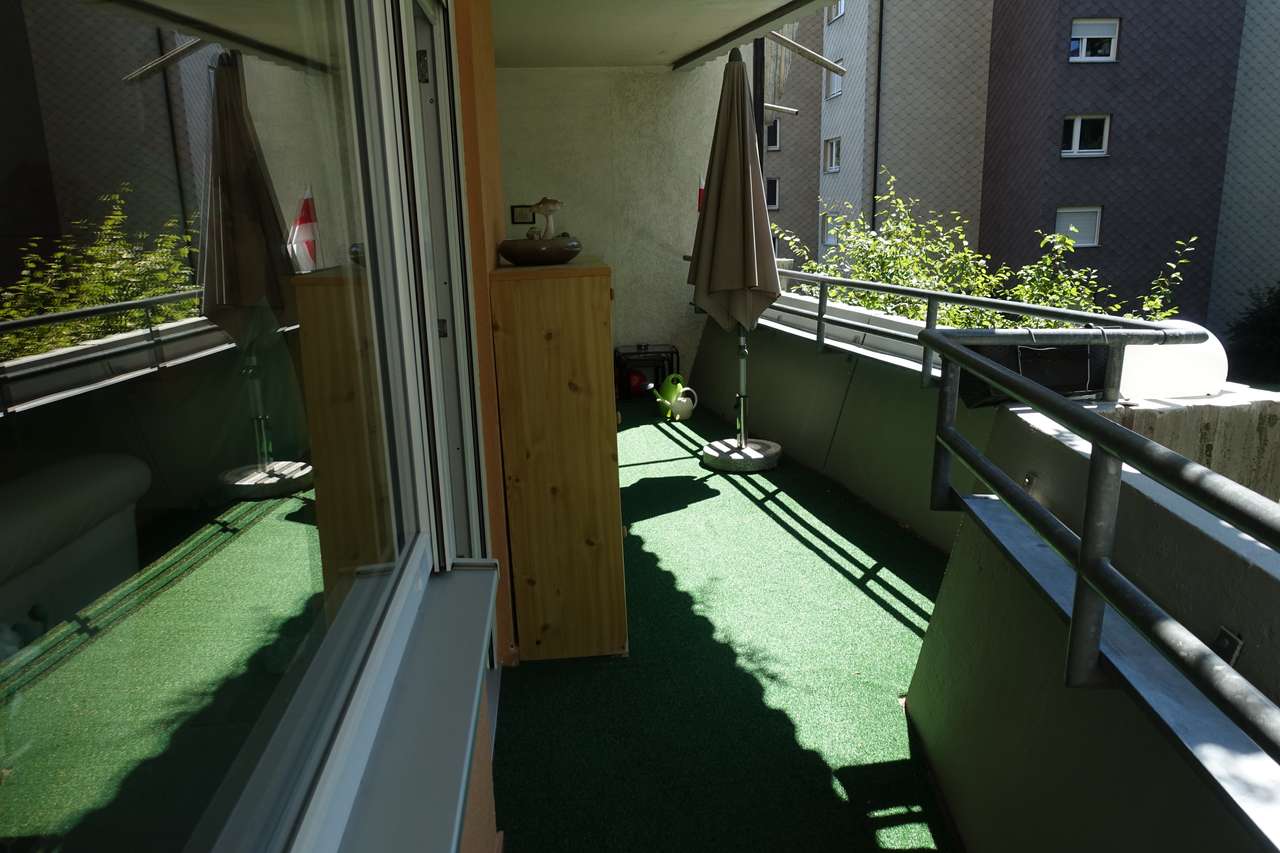 schicke 2-Zimmerwohnung mit sonnigem Balkon, Freiherr-von-Varnbühler-Str. 10, 71282 Hemmingen