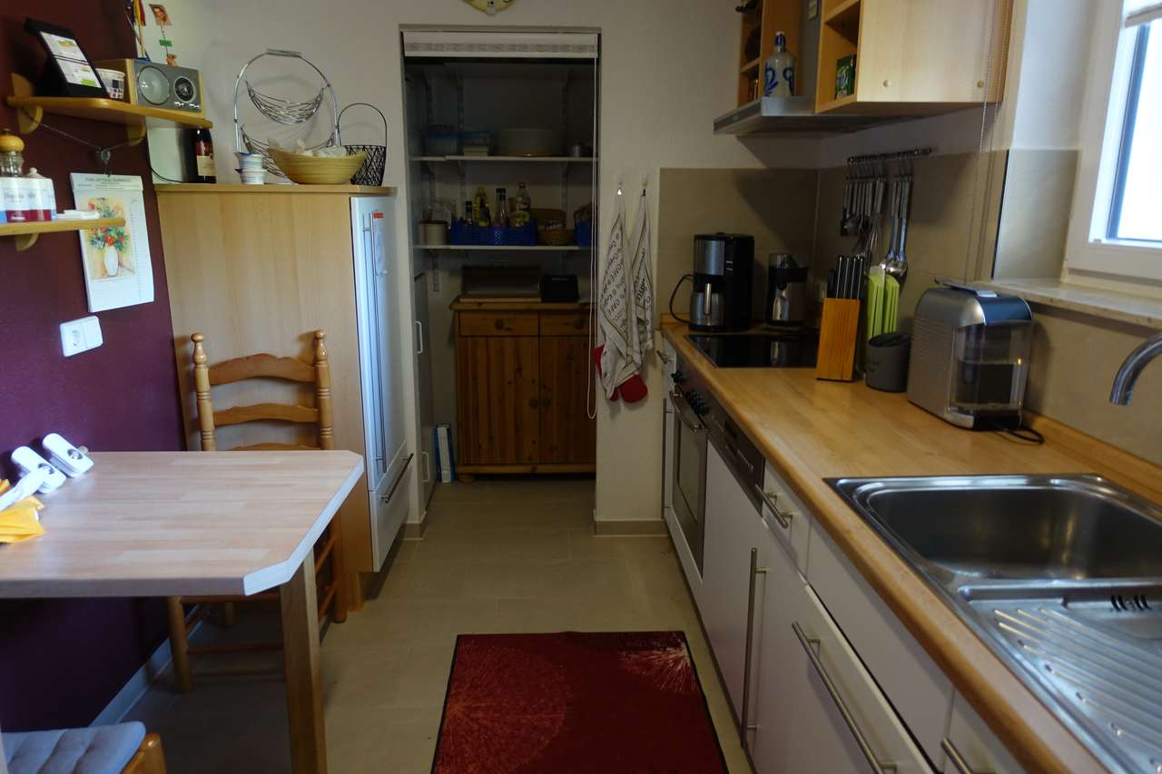 schicke 2-Zimmerwohnung mit sonnigem Balkon, Freiherr-von-Varnbühler-Str. 10, 71282 Hemmingen