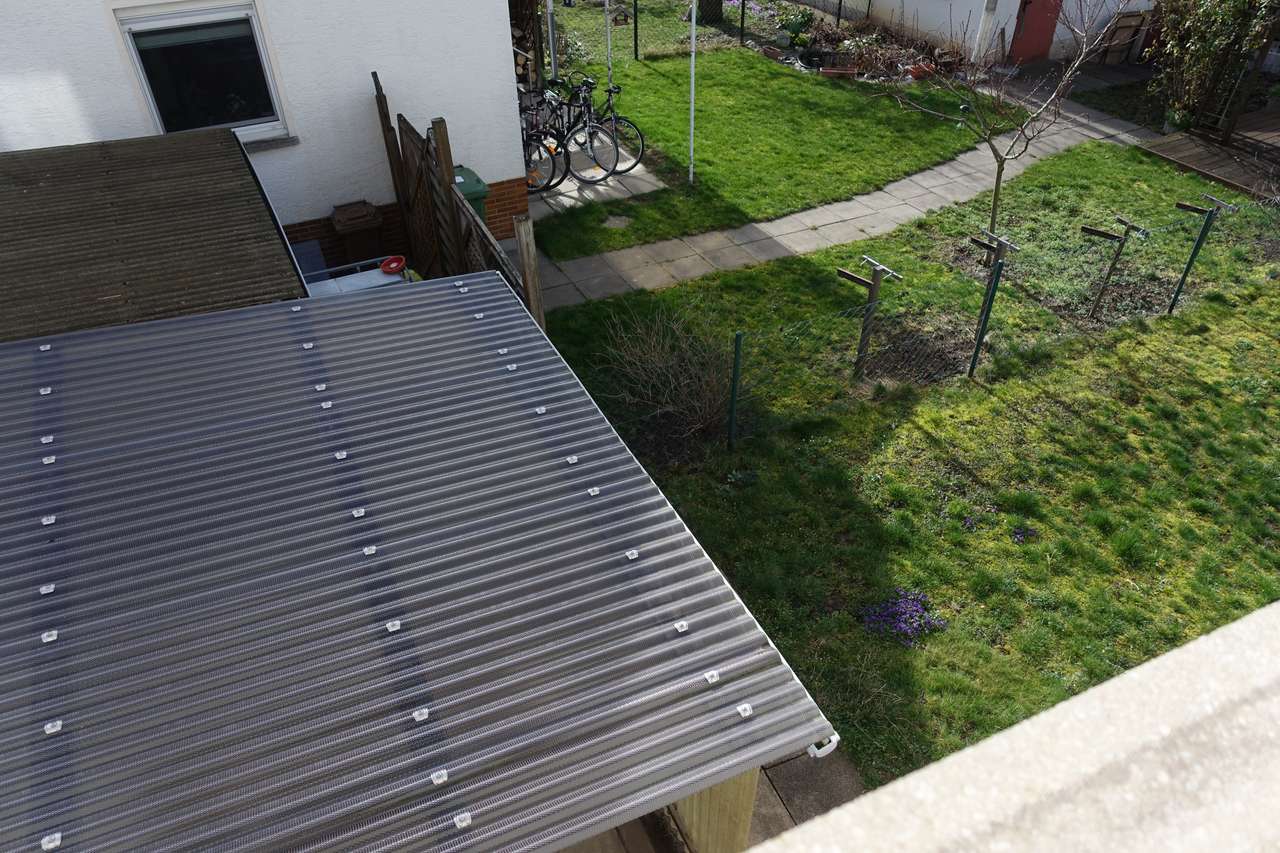 Renovierungsbedürftige Doppelhaushälfte - Erweiterungsfähig - mit schönem Grundstück, Banater Str. 7, 70825 Korntal-Münchingen