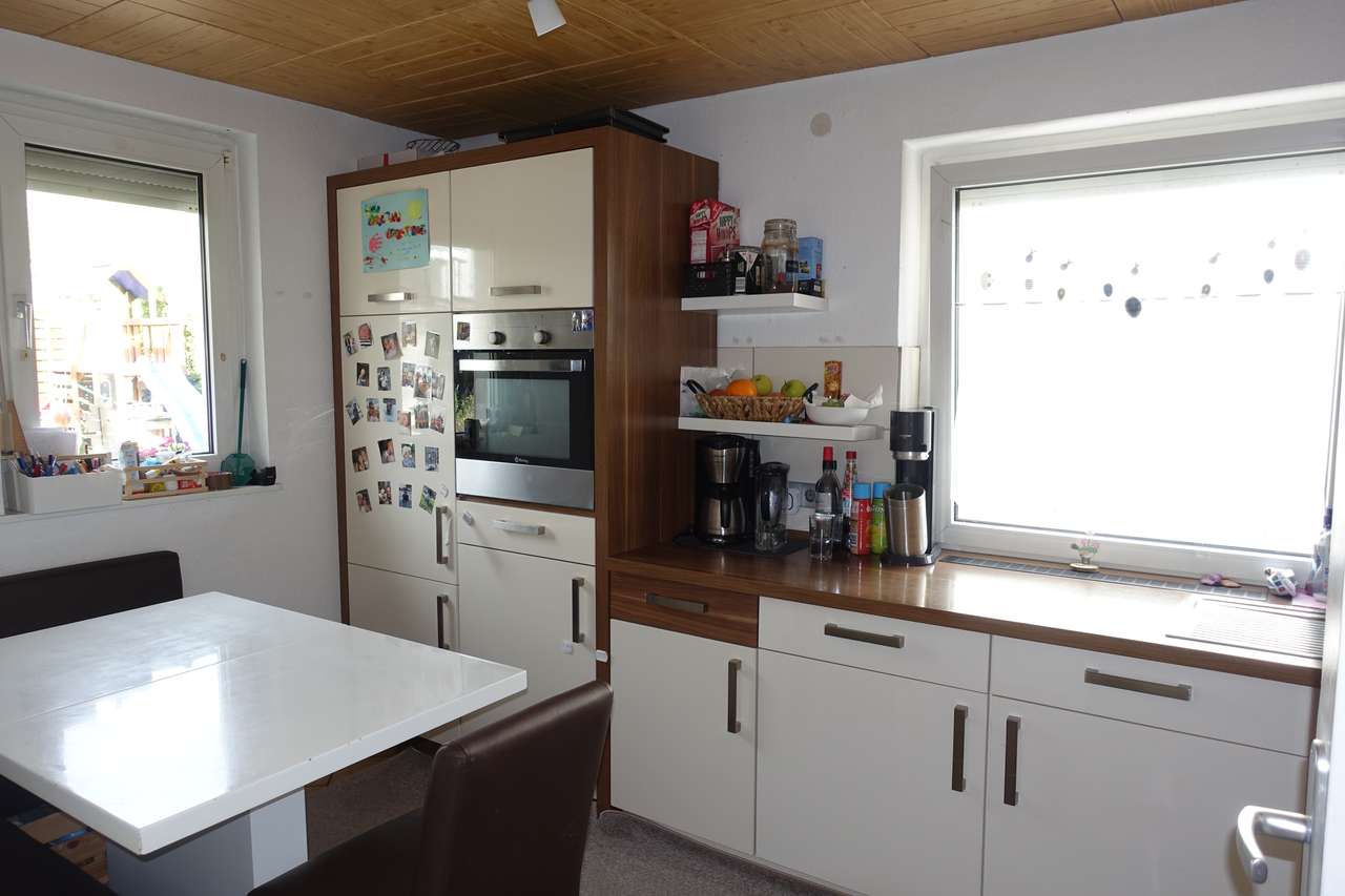 Schöne Doppelhaushälfte für die kleine Famillie, Burgenlandstr. 10, 70825 Korntal-Münchingen