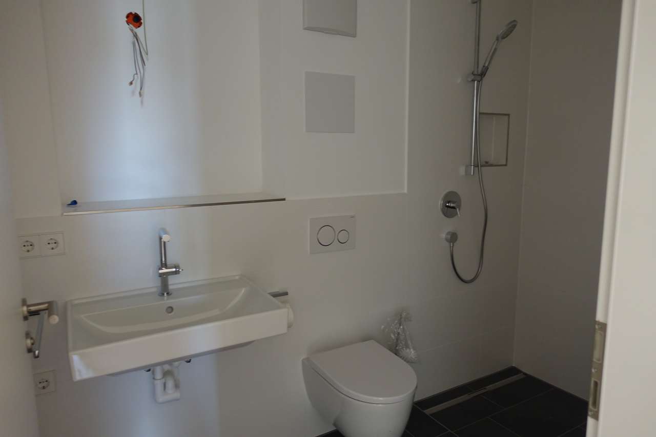 Schicke 4-Zimmer-Wohnung/Erstbezug, Cannstatter Str. 29, 70686 Remseck-Aldingen