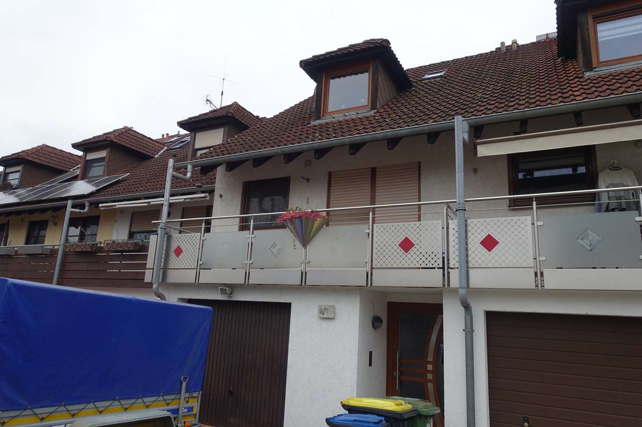 Hübsches Reihenmittelhaus mit sonnigem Garten, Schillerstr. 9/1, 71735 Eberdingen-Hochdorf