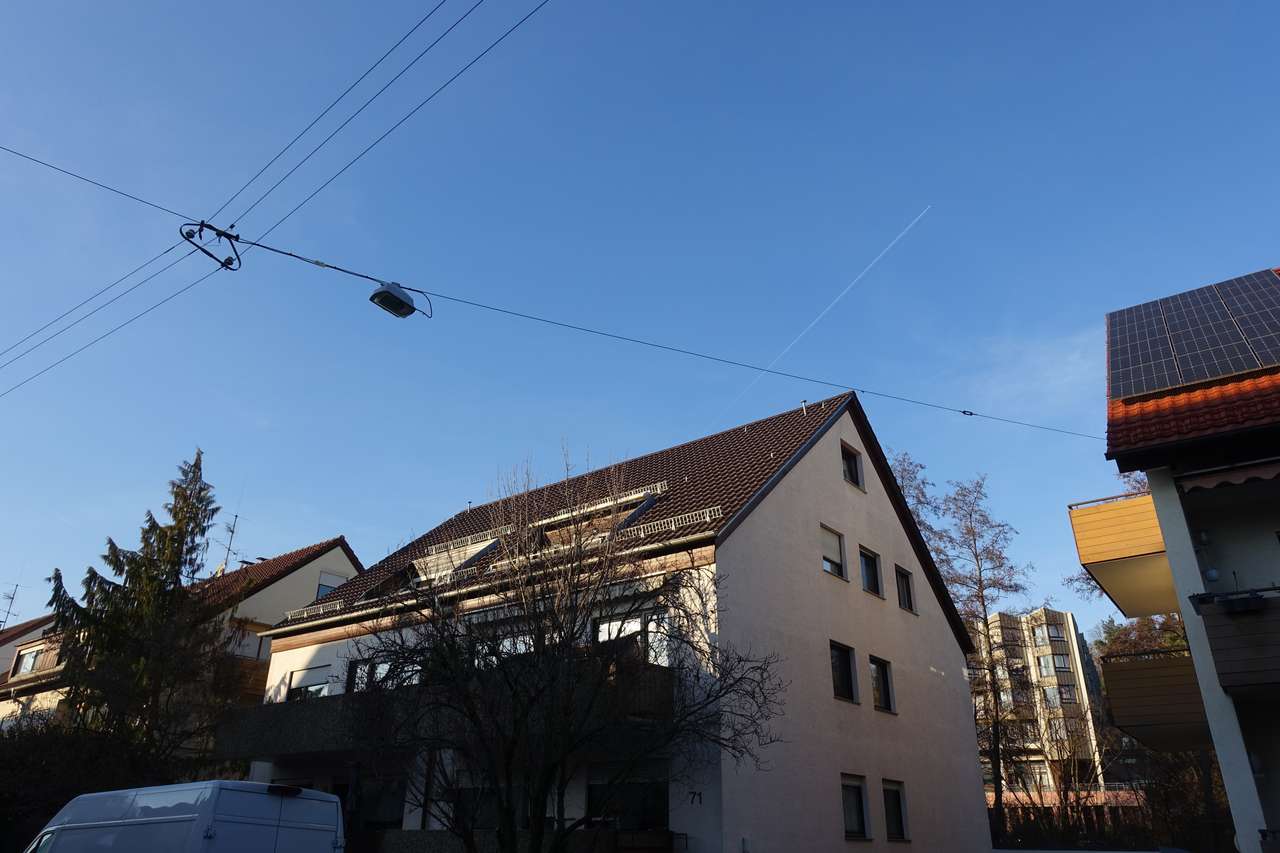 Sonnige und gemütliche 3-Zimmer-Dachgeschoßwohnung, Lindenbachstraße 71, 70499 Stuttgart-Weilimdorf