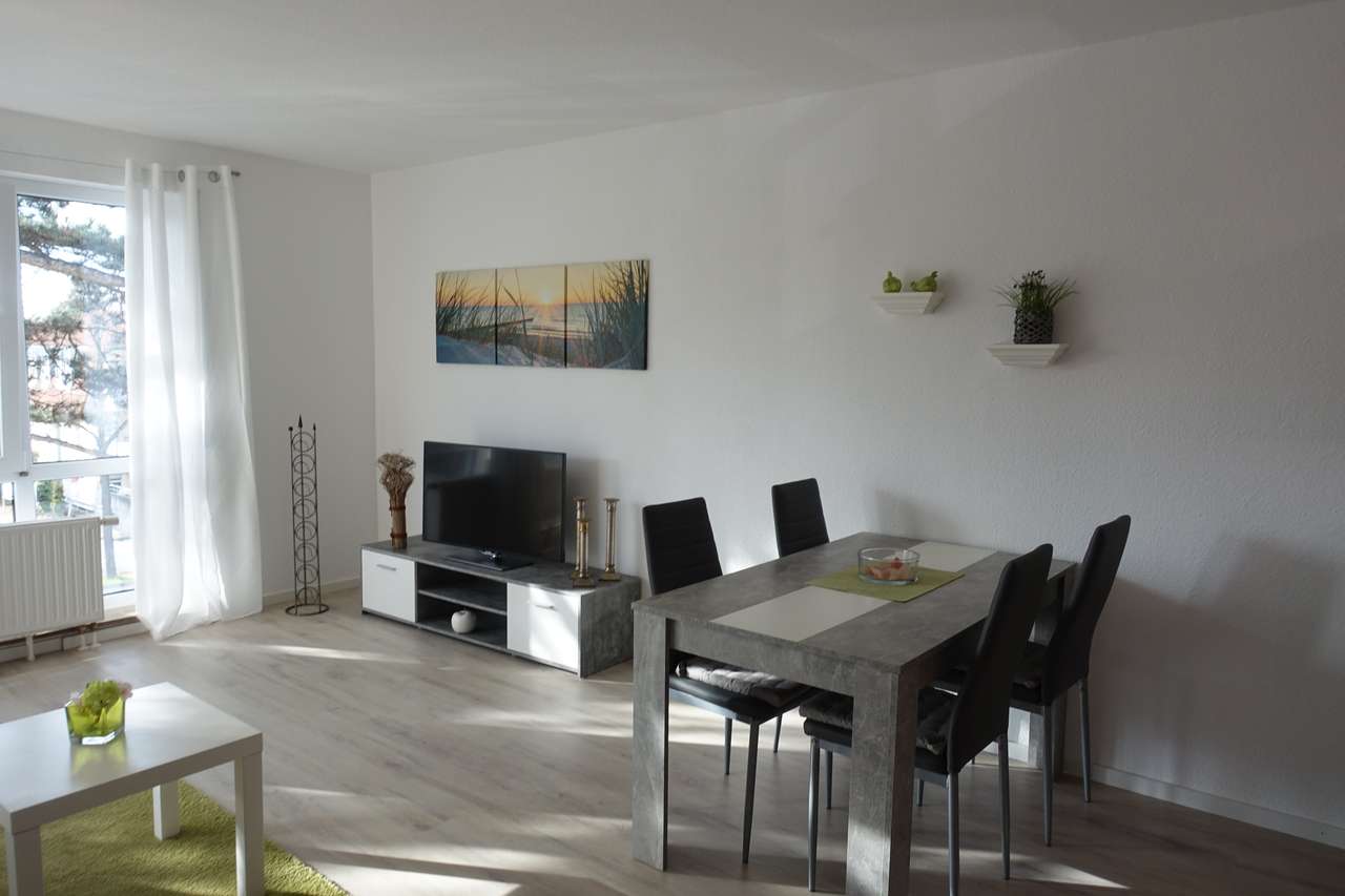 Schickes, großzügiges, komplett modern ausgestattetes 1-Zimmer-Apartment, Citylage, Stuttgarter Str. 73, 71638 Ludwigsburg