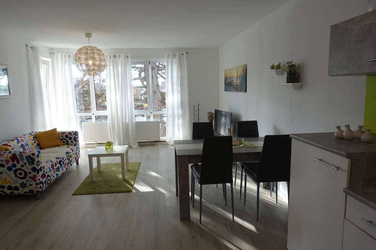 Schickes, großzügiges, komplett modern ausgestattetes 1-Zimmer-Apartment, Citylage, Stuttgarter Str. 73, 71638 Ludwigsburg