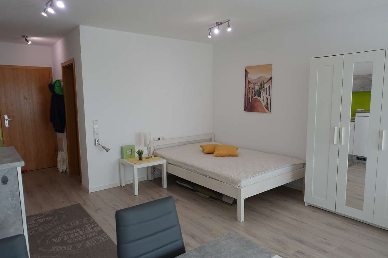Schickes, großzügiges, komplett modern ausgestattetes 1-Zimmer-Apartment, Citylage, Stuttgarter Str. 73, 71638 Ludwigsburg