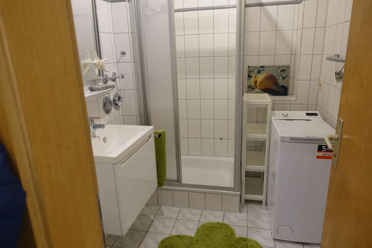 Schickes, großzügiges, komplett modern ausgestattetes 1-Zimmer-Apartment, Citylage, Stuttgarter Str. 73, 71638 Ludwigsburg