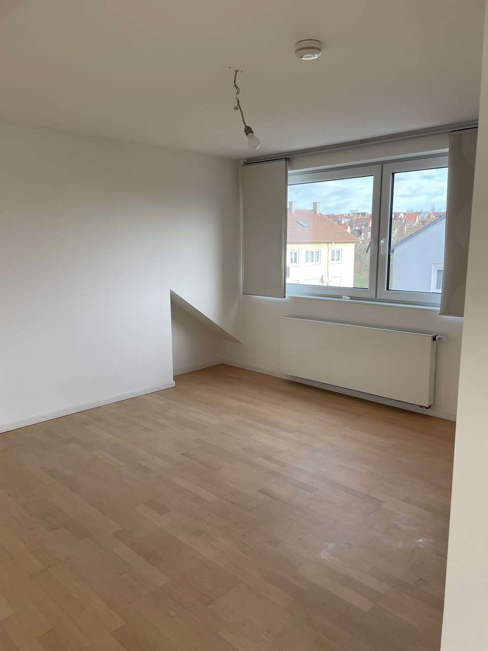 Großes Reiheneckhaus im Herzen von Ditzingen, Bauernstr. 17, 71254 Ditzingen