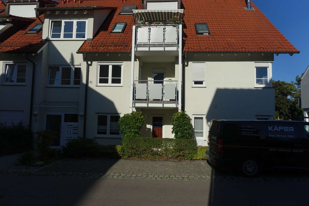 Schicke 4 Zimmer-Erdgeschoßwohnung im Herzen Ditzingens, Kreuzerstr. 4, 71254 Ditzingen