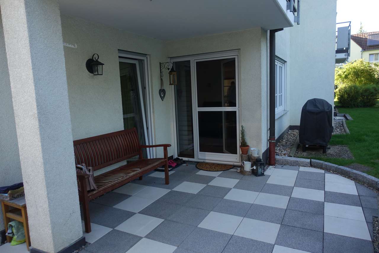 Schicke 4 Zimmer-Erdgeschoßwohnung im Herzen Ditzingens, Kreuzerstr. 4, 71254 Ditzingen