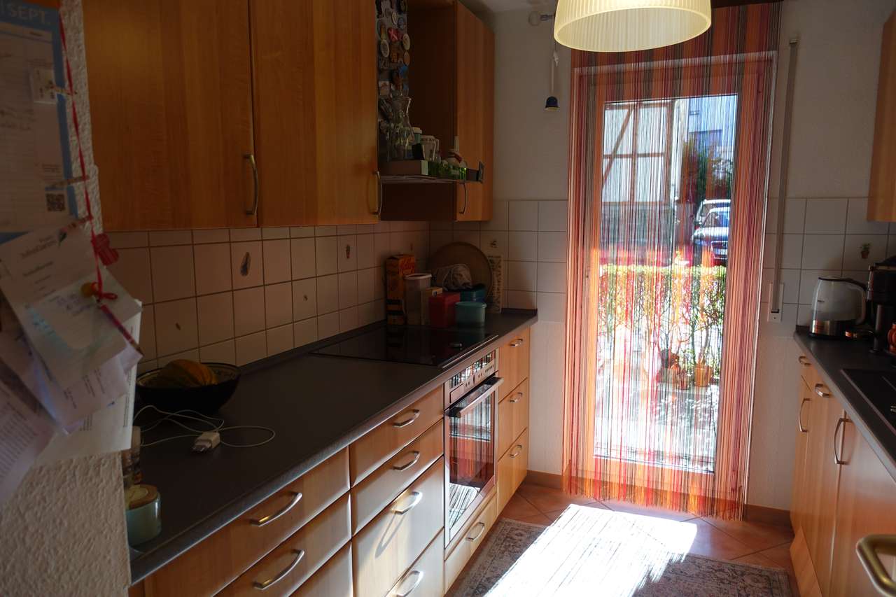 Schicke 4 Zimmer-Erdgeschoßwohnung im Herzen Ditzingens, Kreuzerstr. 4, 71254 Ditzingen