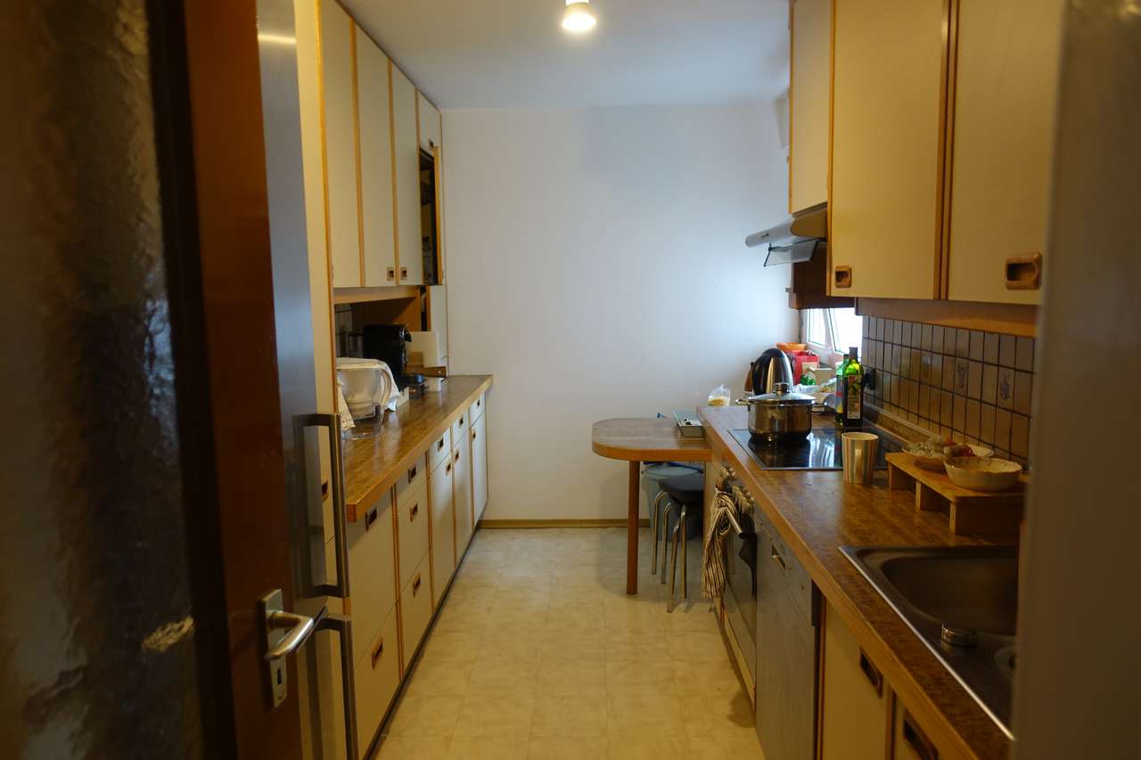 Sonnige 3,5-Zimmerwohnung mit großem Balkon, Freiherr-von-Varnbüler-Str. 8, 71282 Hemmingen