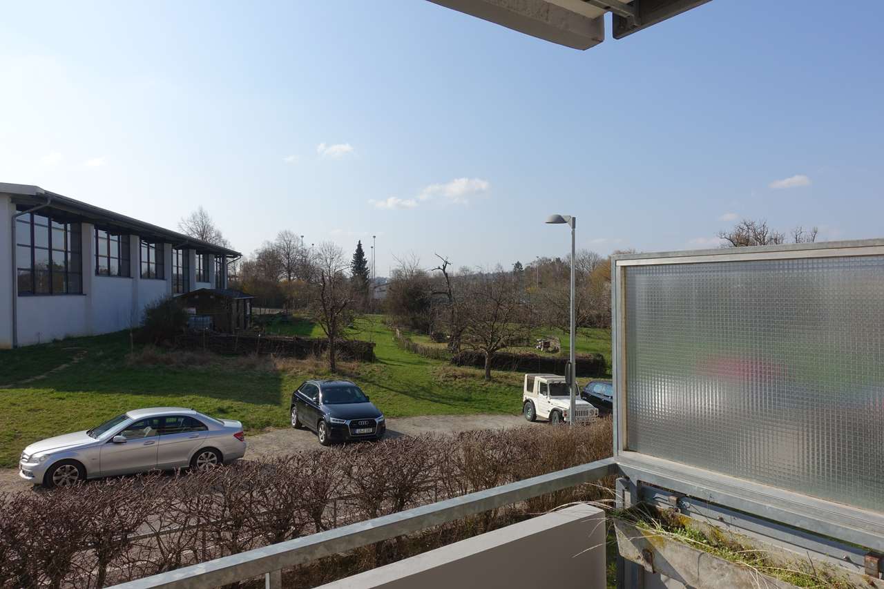 Gut geschnittene 2,5-Zimmerwohnung mit sonnigem Balkon, Seestr. 55, 71282 Hemmingen