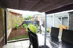 Terrasse und Garten