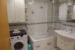 mit Wanne / Dusche mit Wanne / Dusche