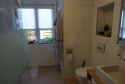 und WC