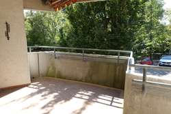 Balkon mit Blick ins Grüne Balkon mit Blick ins Grüne