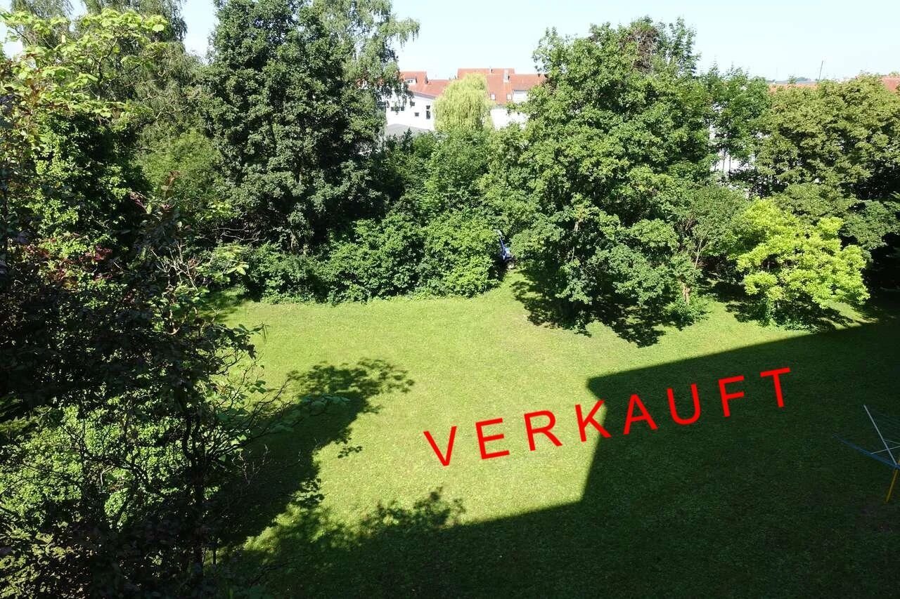Hemmingen: Schicke 3,5 Zimmerwohnung mit großem, sonnigen Balkon und Blick ins Grüne,         Hirschstr. 27, 71282 Hemmingen  Hemmingen: Schicke 3,5 Zimmerwohnung mit großem, sonnigen Balkon und Blick ins Grüne,         Hirschstr. 27, 71282 Hemmingen