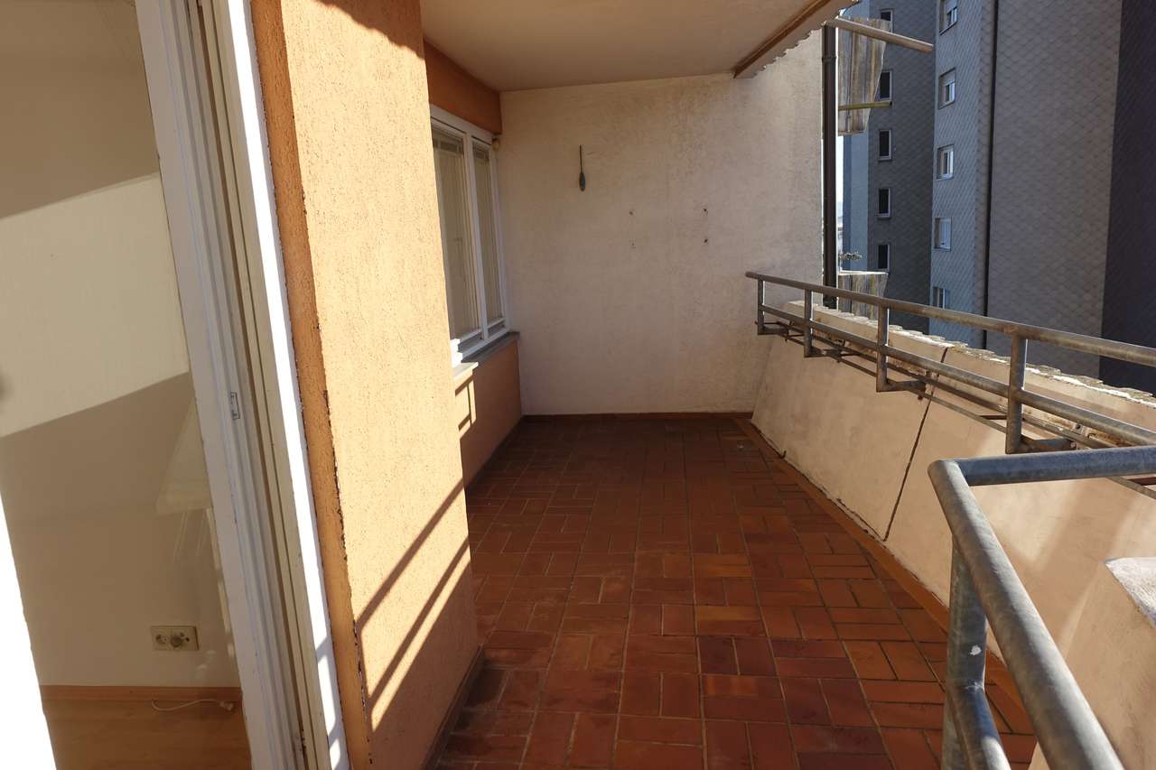 Hübsche 2-Zimmerwohnung mit sonnigem Balkon, Freiherr-von-Varnbüler-Str. 10, 71282 Hemmingen